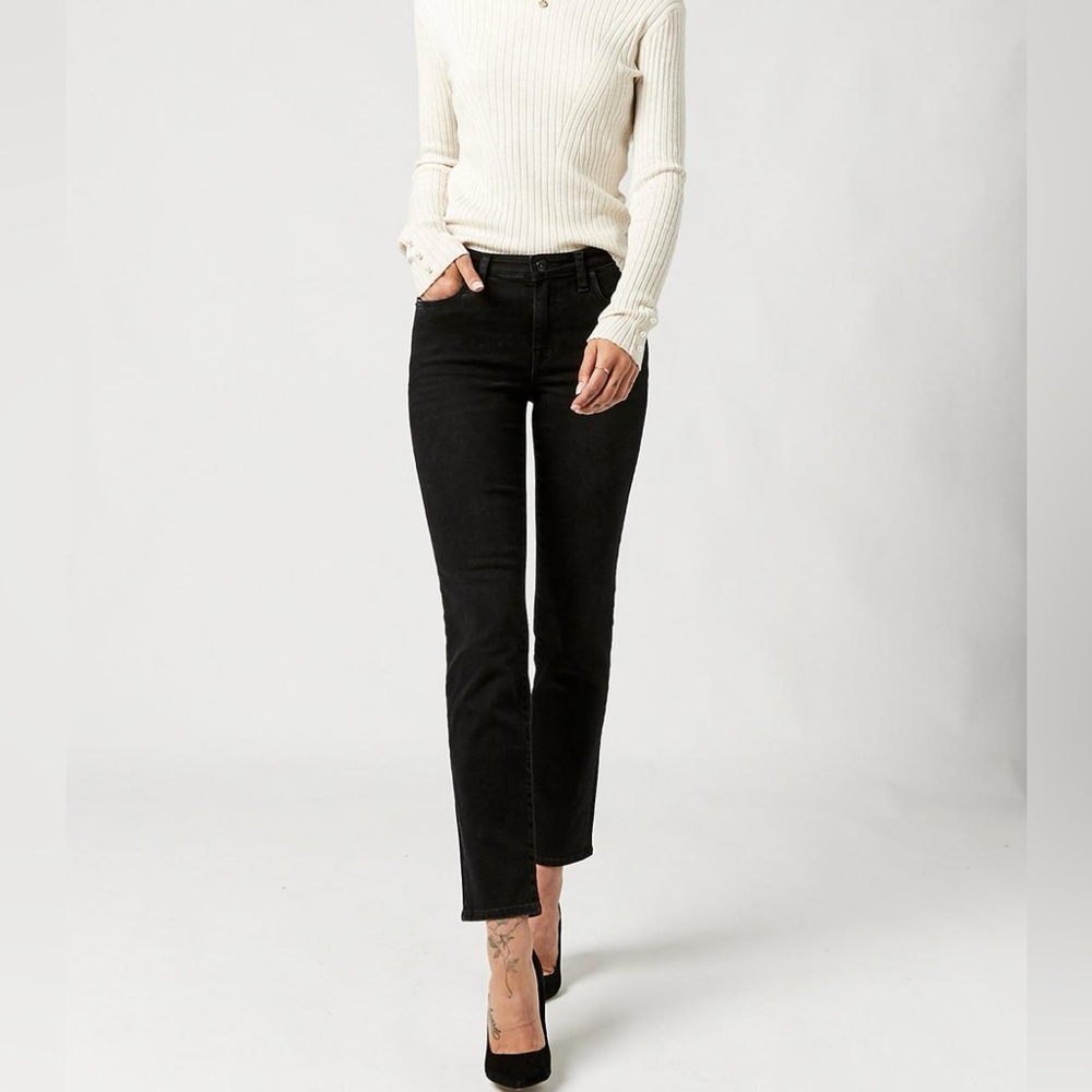 Buffalo Mid Rise Slim Carrie 27